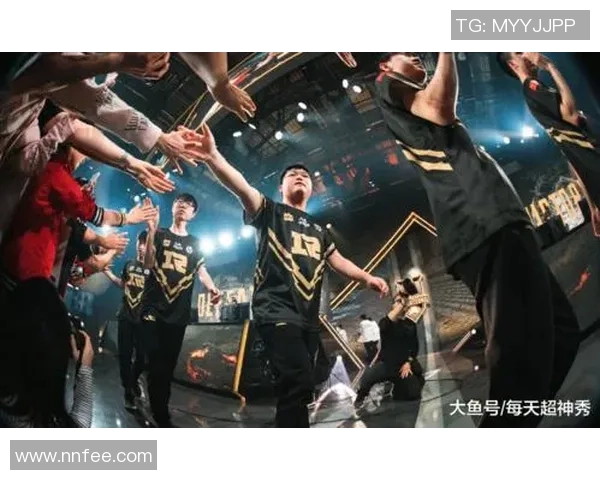 RNG在洲际赛中的拼搏历程与荣耀时刻全景回顾 RNG在洲际赛中的拼搏历程与荣耀时刻全景回顾